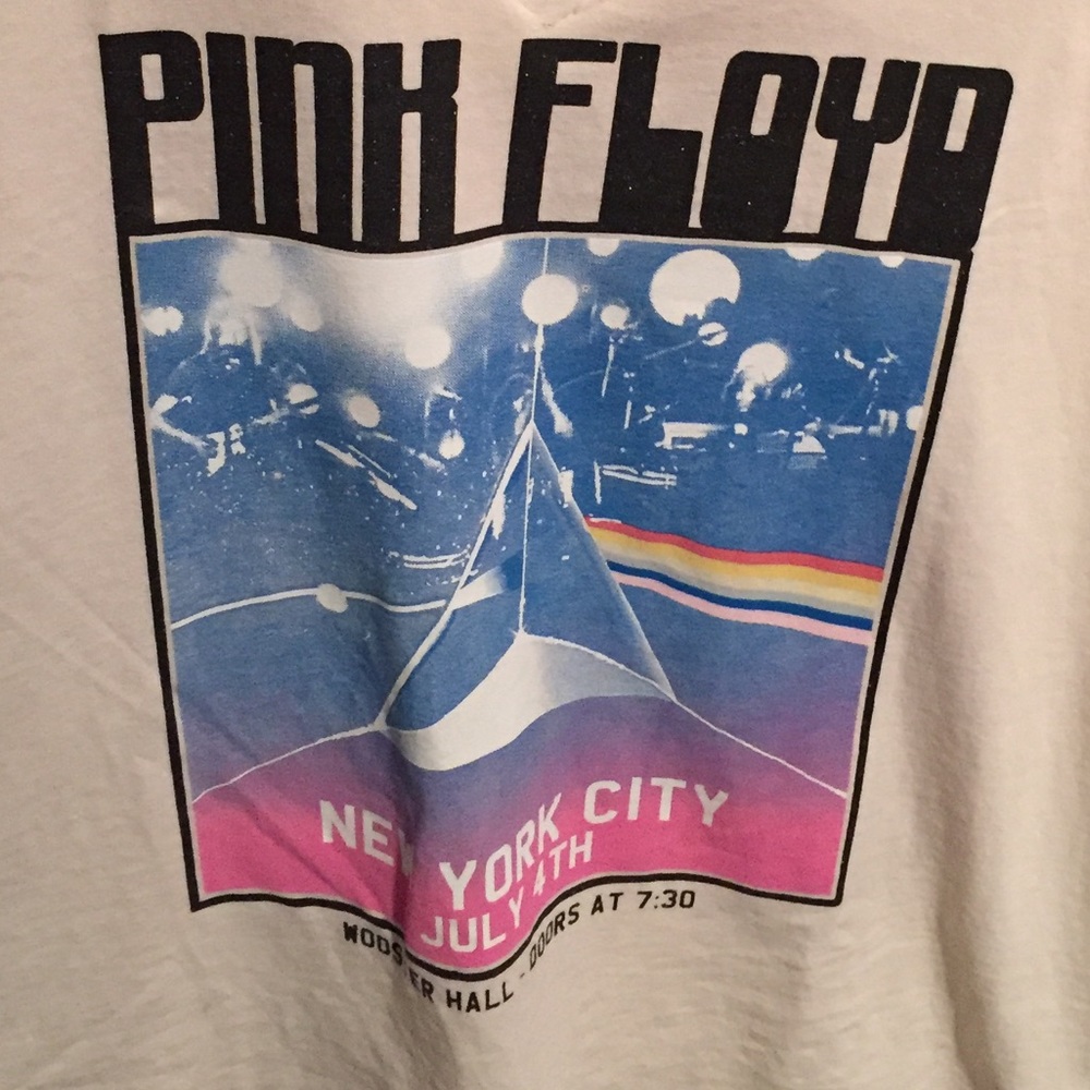 BOGO ❗️❗️NWOT Rue 21 Cut Neck Pink Floyd Tee